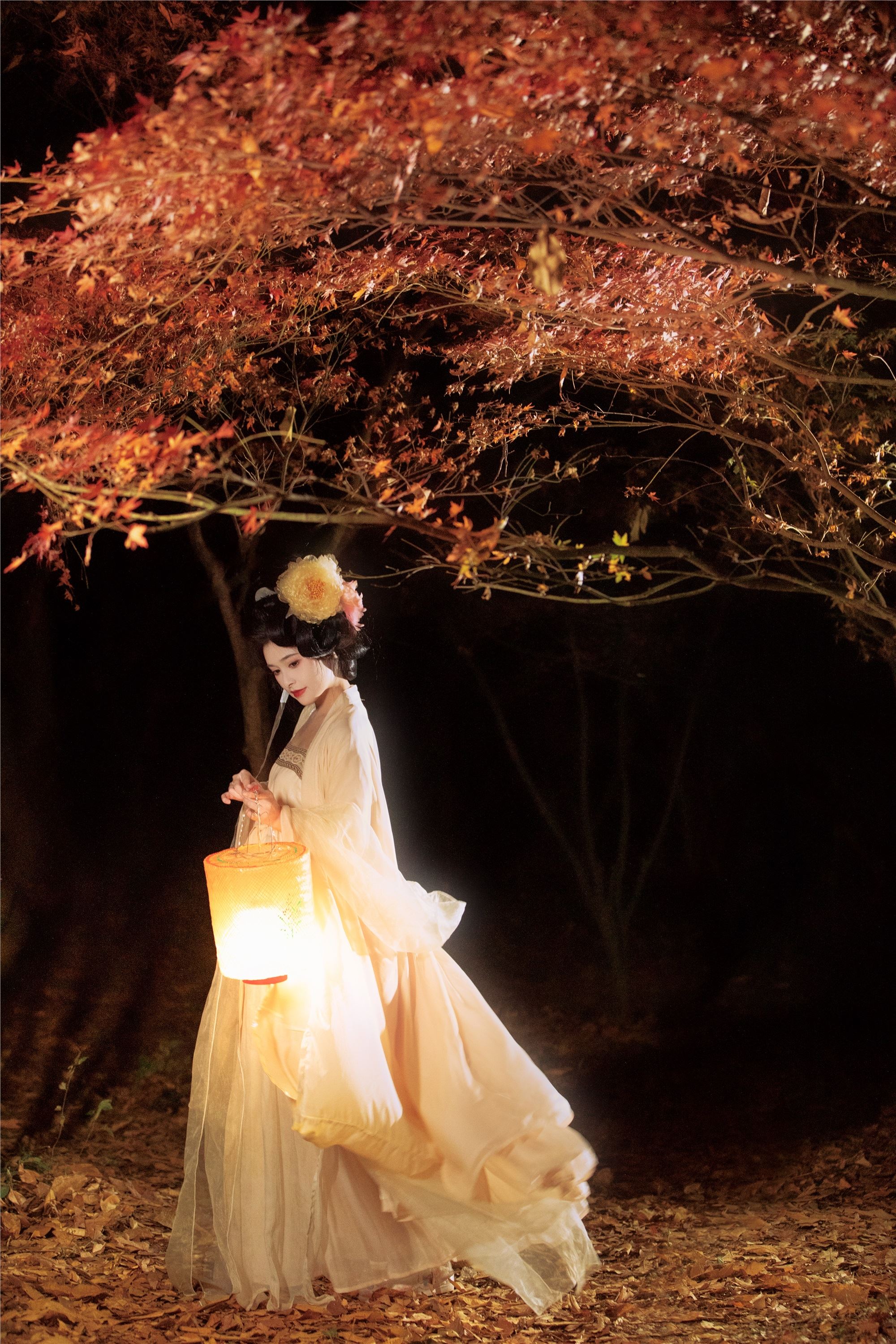 YITUYU 艺图语 2025.03.06 枫霜 恬恬圈圈